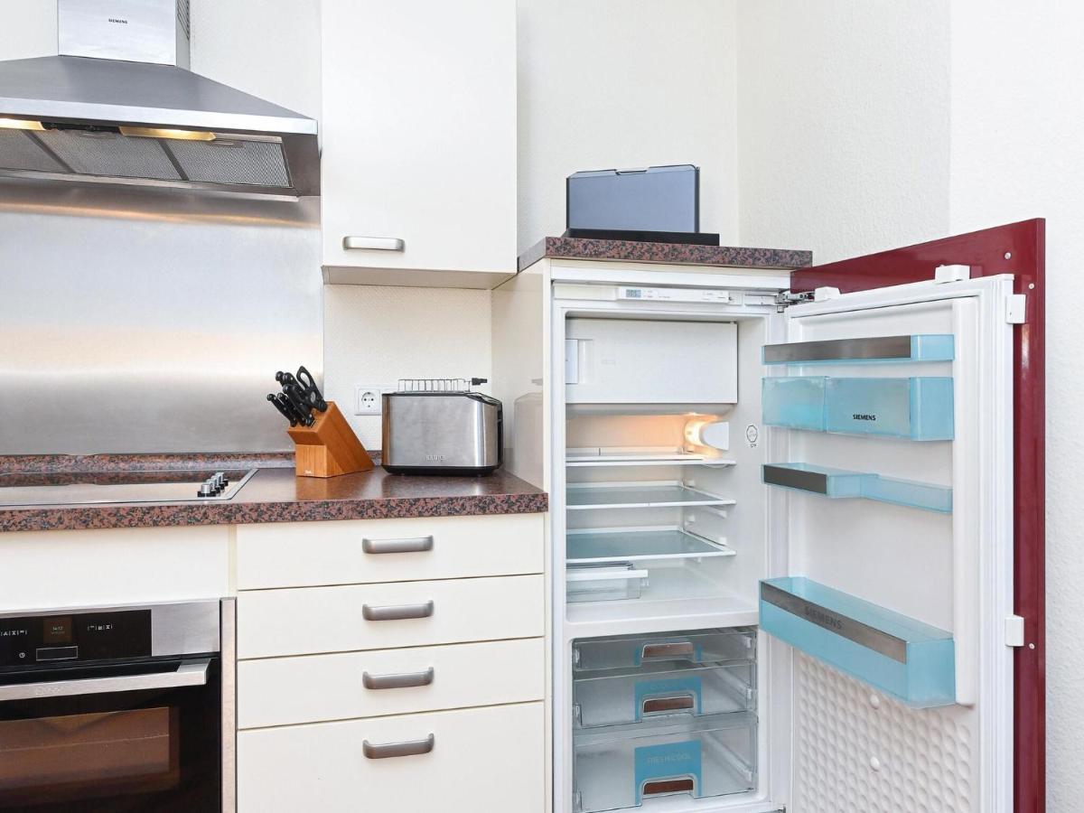 Charming Apartment On Ruegen Island With Balcony Sellin  외부 사진