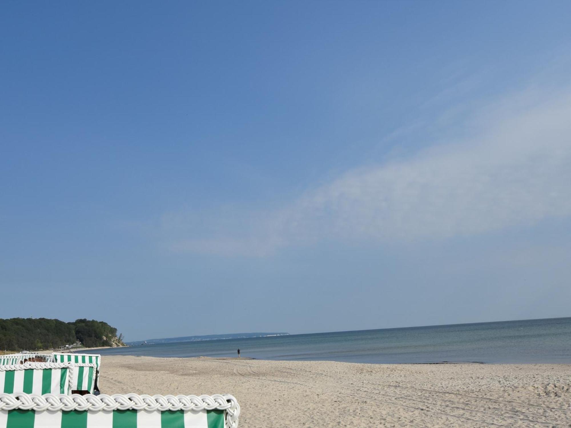 Charming Apartment On Ruegen Island With Balcony Sellin  외부 사진